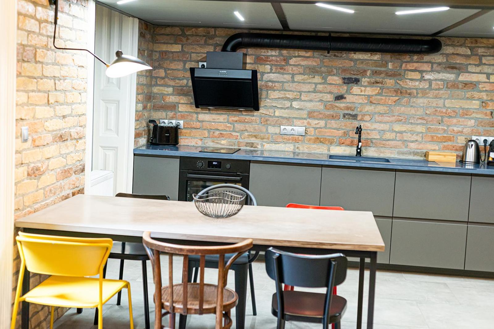 Apartman K35 Industrial Loft - Modern Loft In The Heart Of *